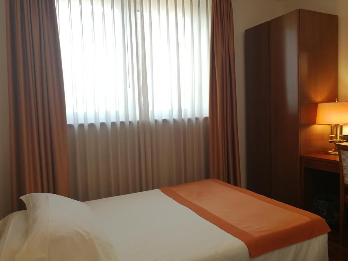 Hotel Marconi Ponte San Nicolo المظهر الخارجي الصورة