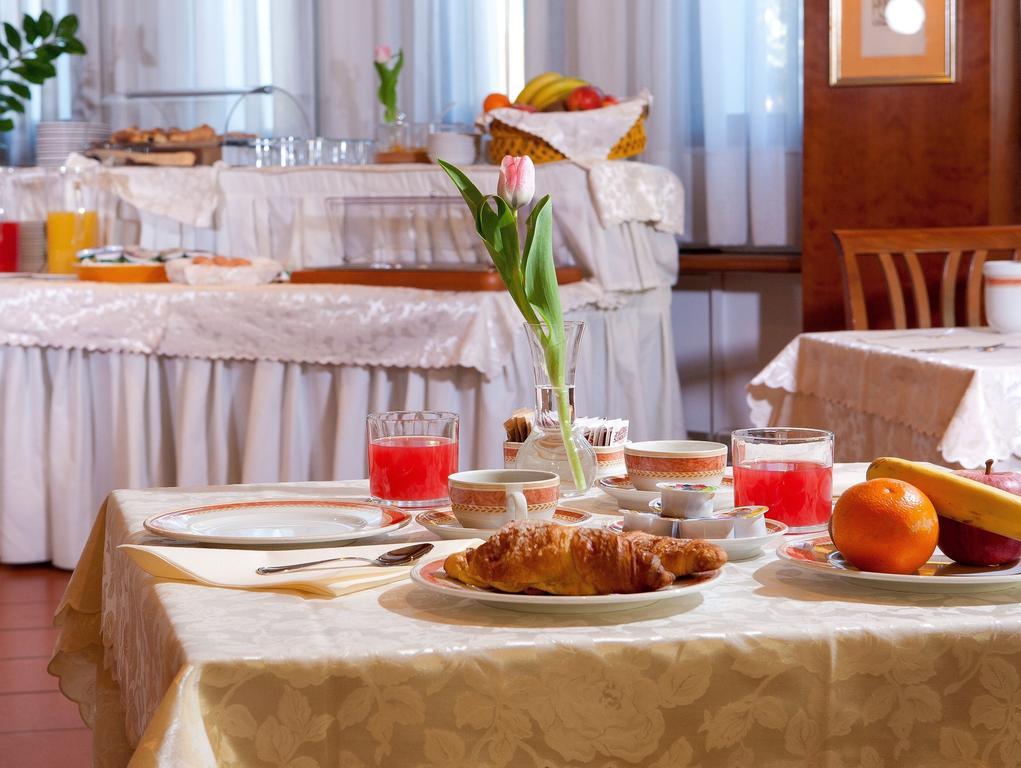 Hotel Marconi Ponte San Nicolo المظهر الخارجي الصورة